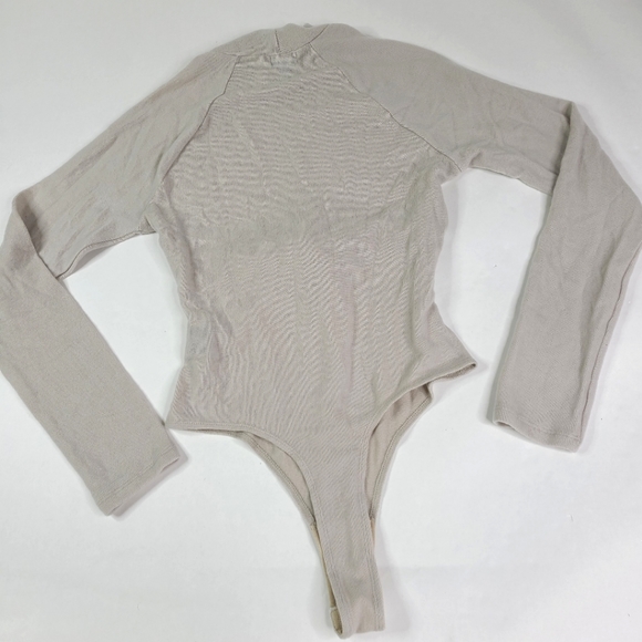 NBD Revolve Taupe Sweater Twist Turtleneck Bodysuit sz S - Picture 5 of 5